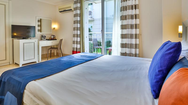 Crystal Boutique Beach Resort