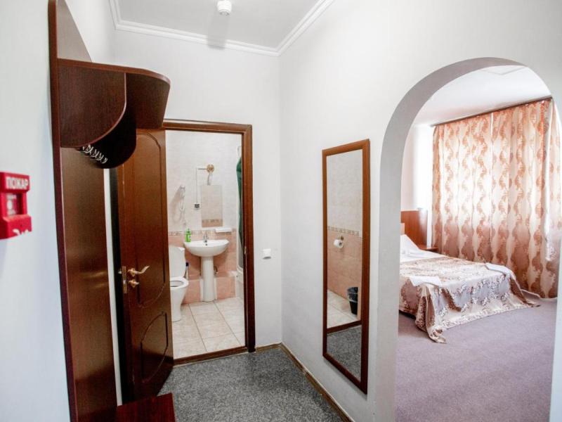 Азалия на Московской