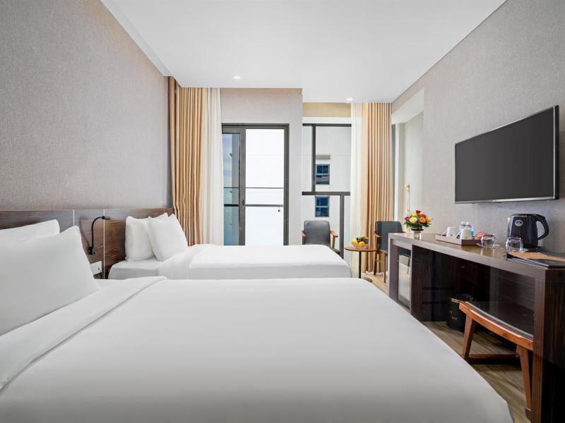 Emerald Bay Hotel & Spa