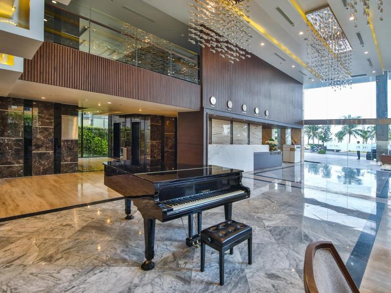 Haian Beach Hotel & Spa