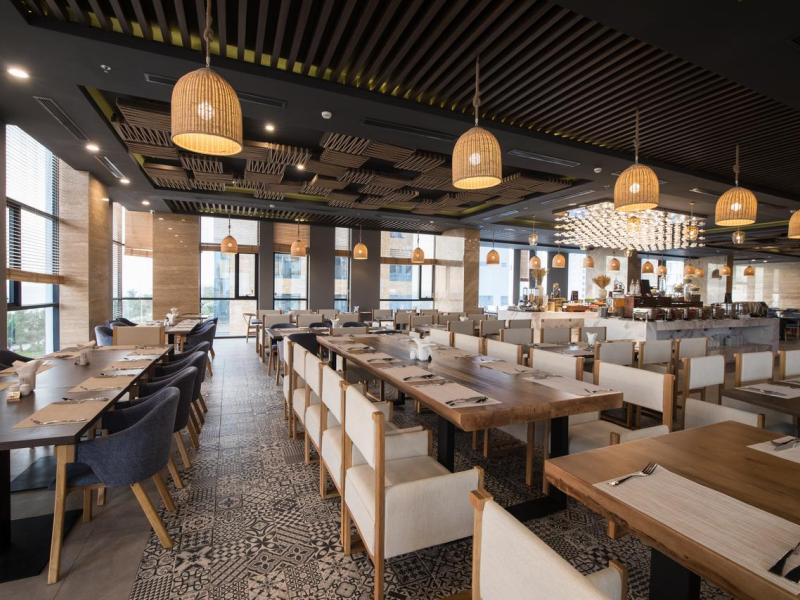 Haian Beach Hotel & Spa