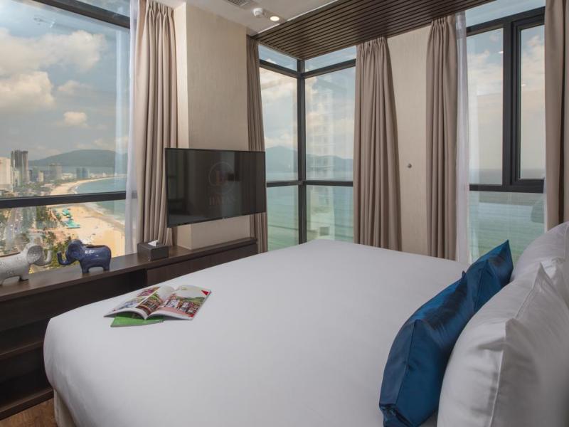 Haian Beach Hotel & Spa