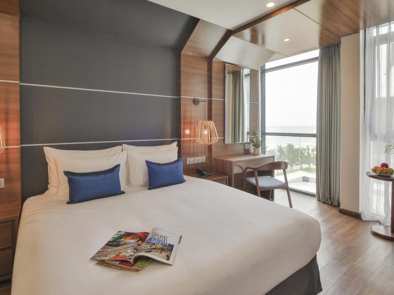 Haian Beach Hotel & Spa