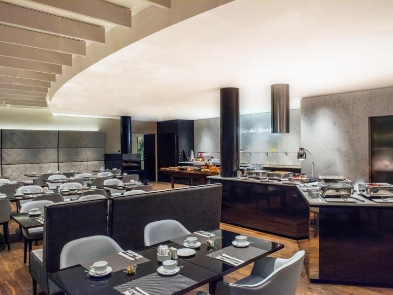 NH Collection Prague