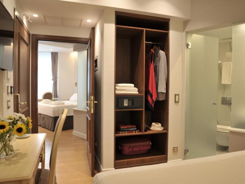 Acropolian Spirit Boutique Hotel