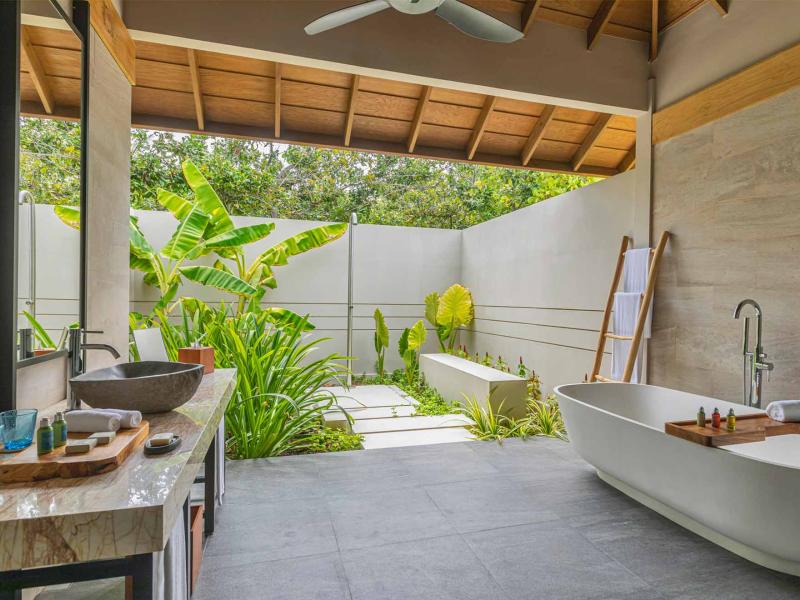 Emerald Faarufushi Resort & Spa