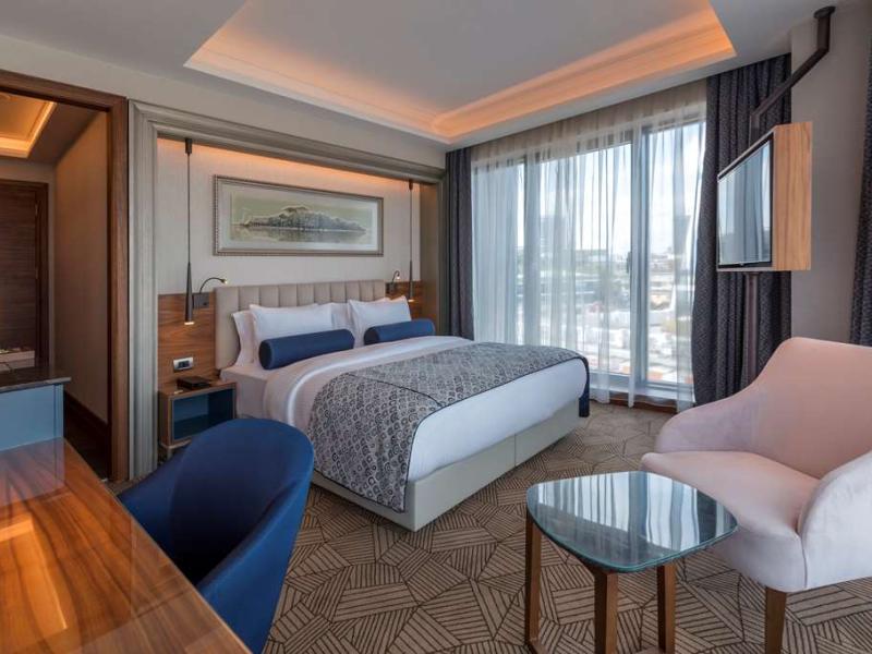 Golden Tulip Istanbul Bayrampasa