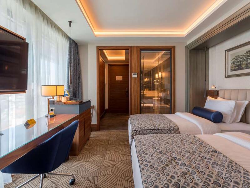 Golden Tulip Istanbul Bayrampasa