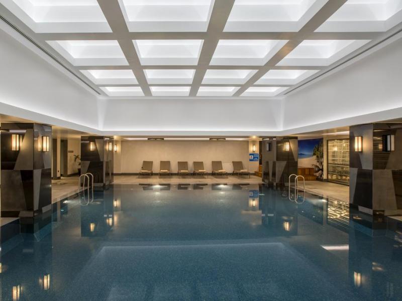 Golden Tulip Istanbul Bayrampasa