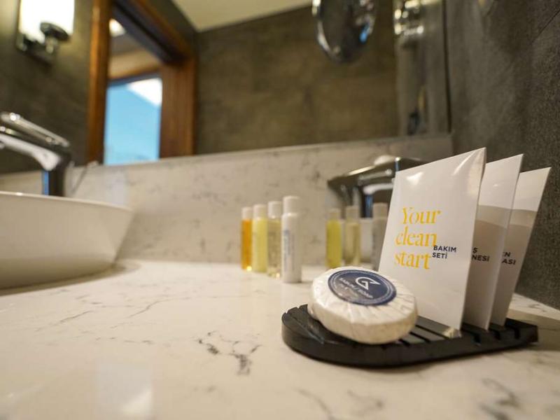 Golden Tulip Istanbul Bayrampasa