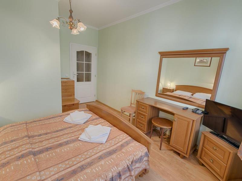 EA Hotel Derby