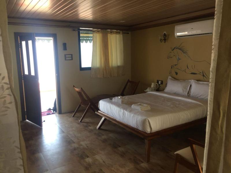 La Perla Resort