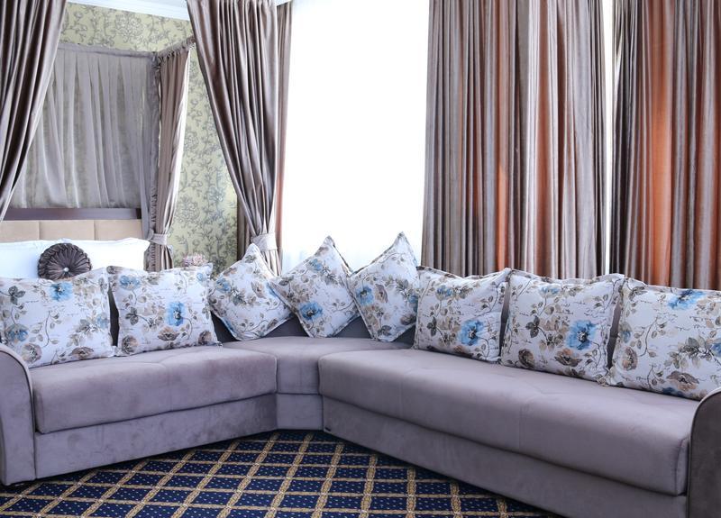 Corniche Family Hotel