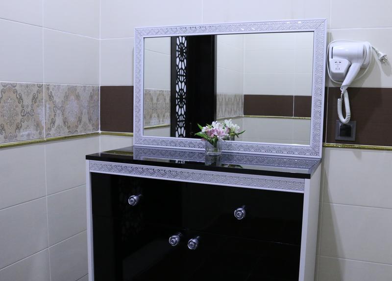 Corniche Family Hotel