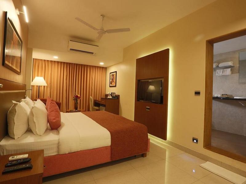 Evoke Lifestyle Candolim