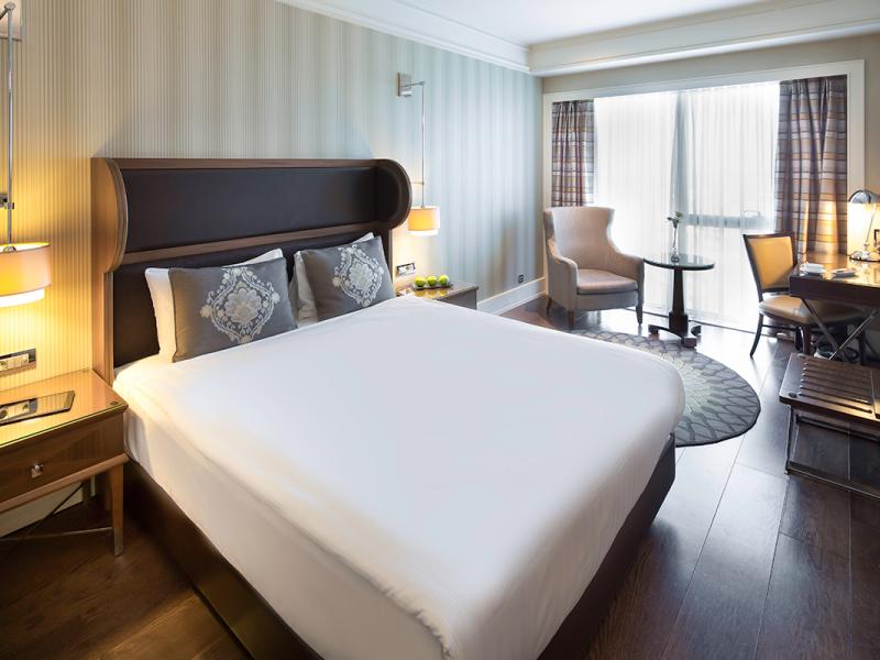 Titanic Business Golden Horn