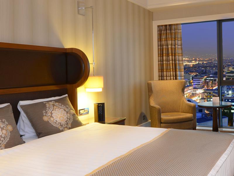 Titanic Business Golden Horn