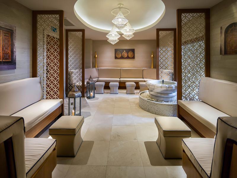 Titanic Business Golden Horn