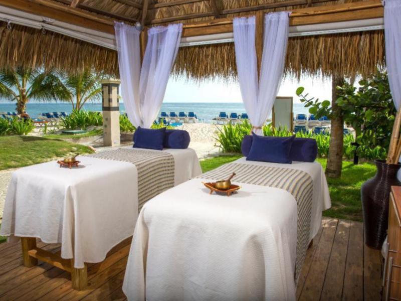 Impressive Premium Resort & Spa