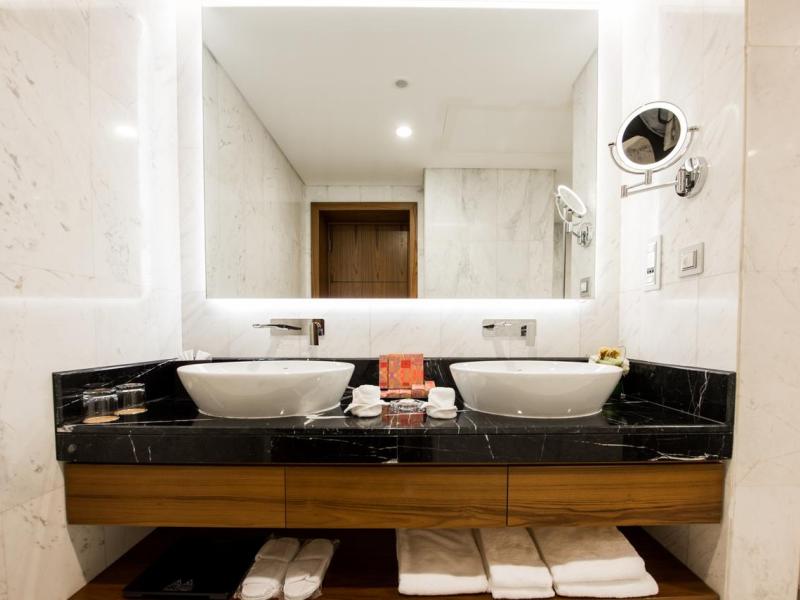 The Avenue, A Murwab Hotel