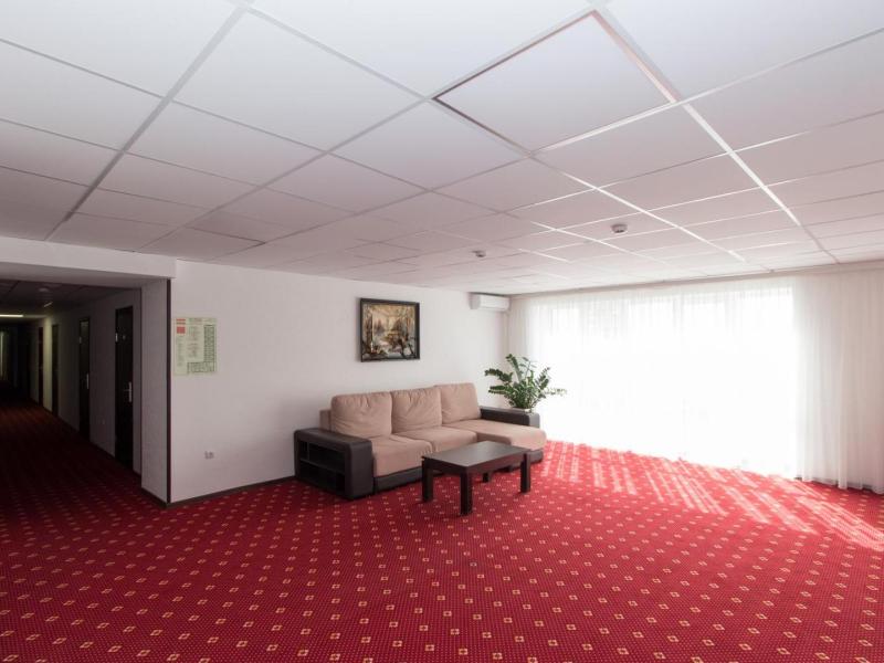 Отель Атрия