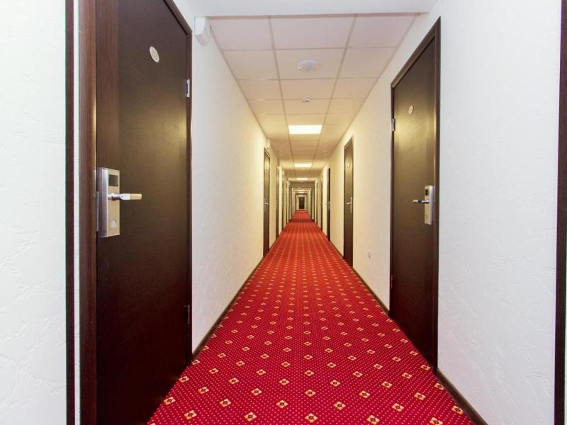 Отель Атрия