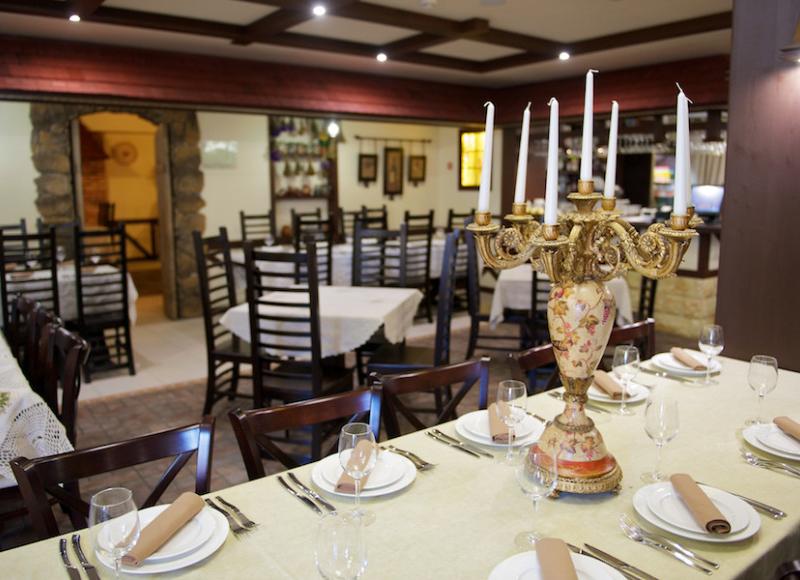 Отель Атрия