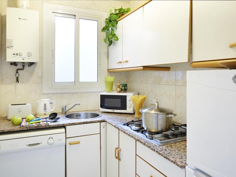 AinB Diagonal Francesc Macia Apartments