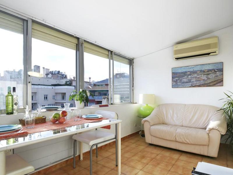 AinB Diagonal Francesc Macia Apartments