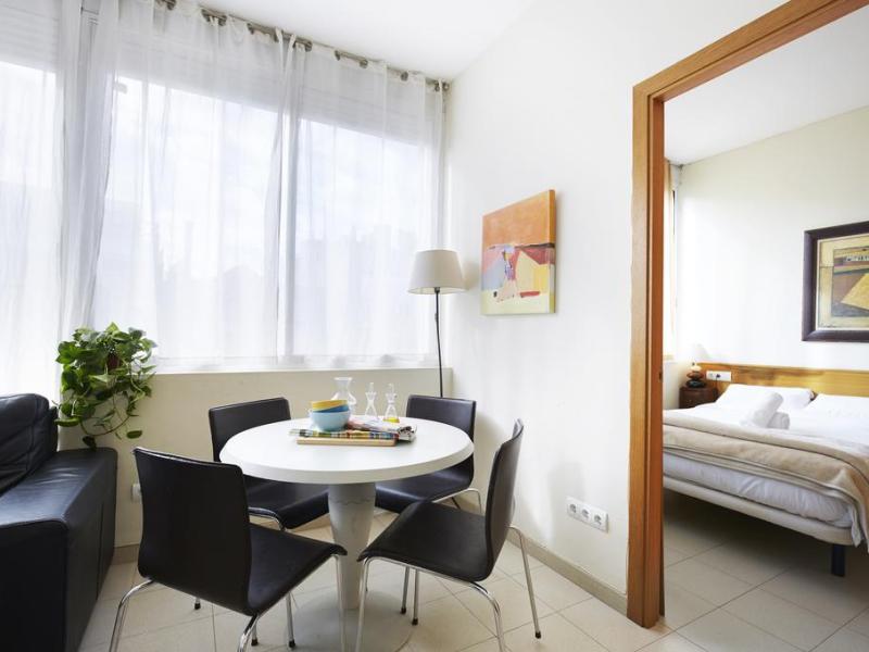 AinB Diagonal Francesc Macia Apartments