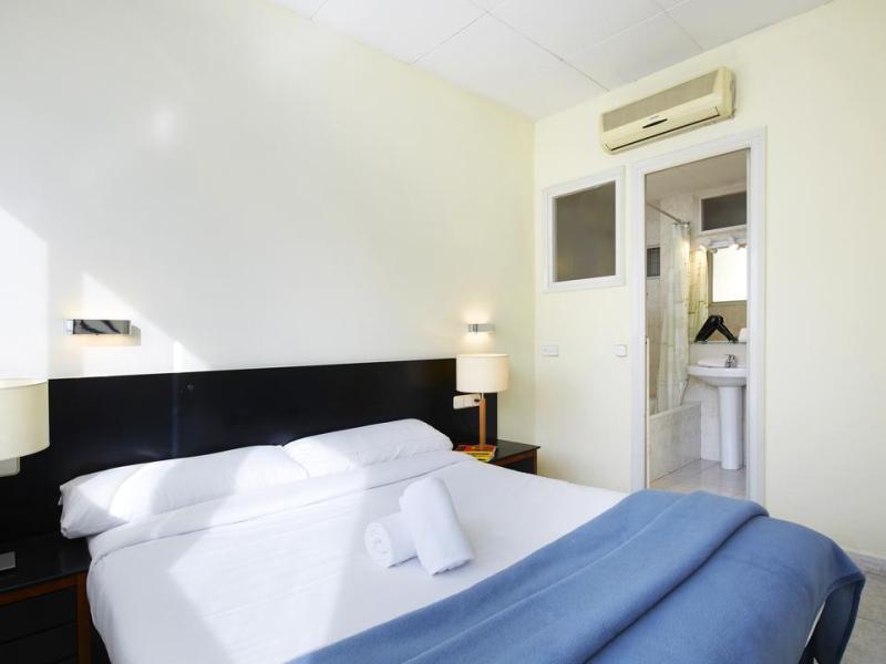 AinB Diagonal Francesc Macia Apartments