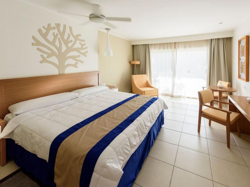 Dhawa Cayo Santa Maria Hotel