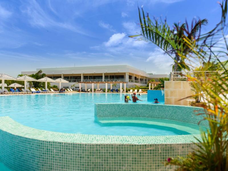 Dhawa Cayo Santa Maria Hotel