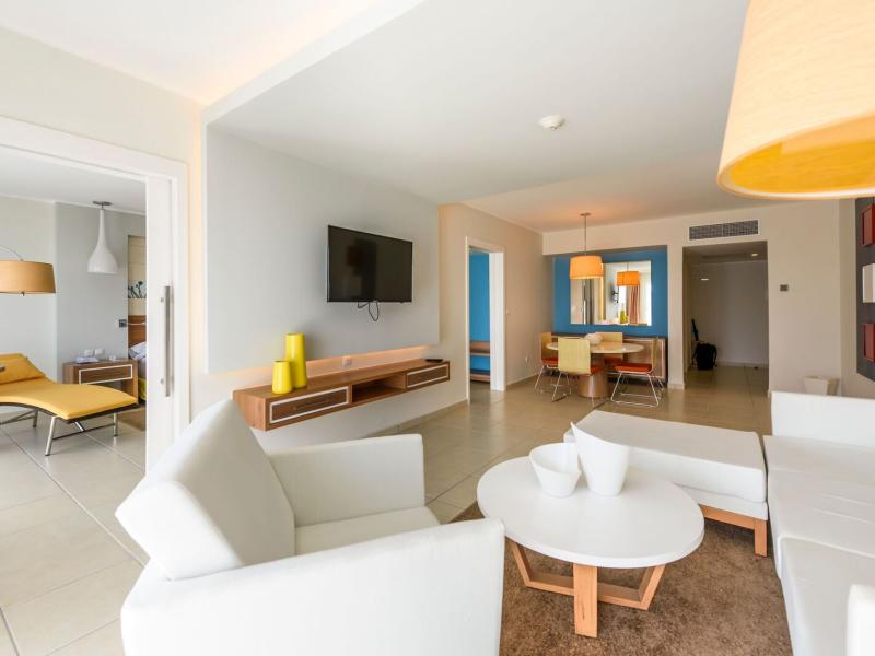 Dhawa Cayo Santa Maria Hotel