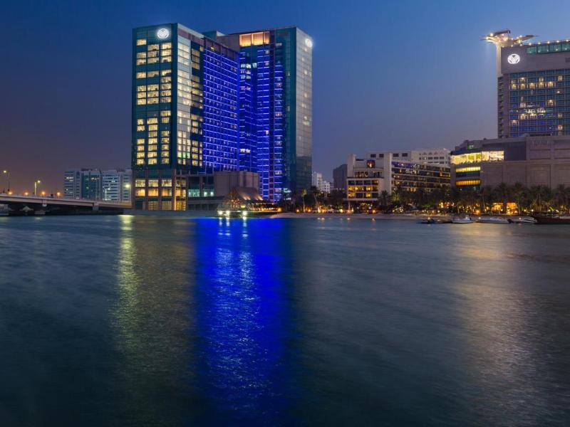Beach Rotana - Residences
