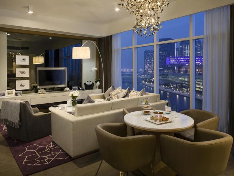 Beach Rotana - Residences