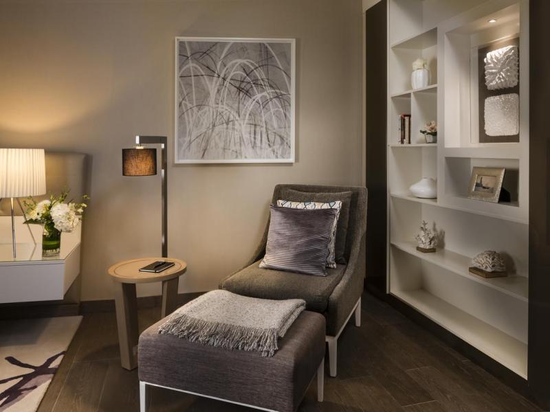 Beach Rotana - Residences