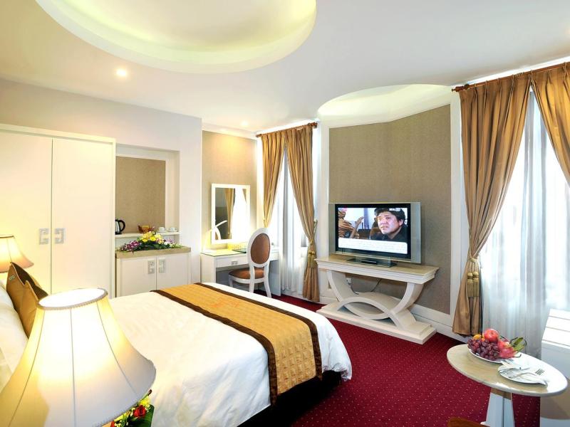 New Era Hotel & Villa