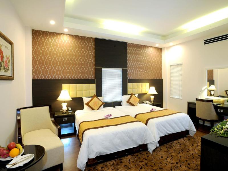 New Era Hotel & Villa