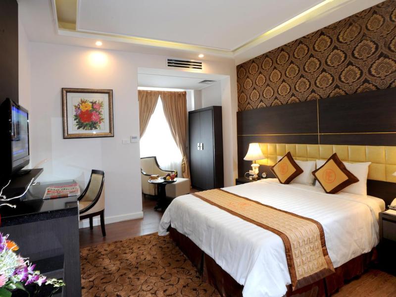 New Era Hotel & Villa