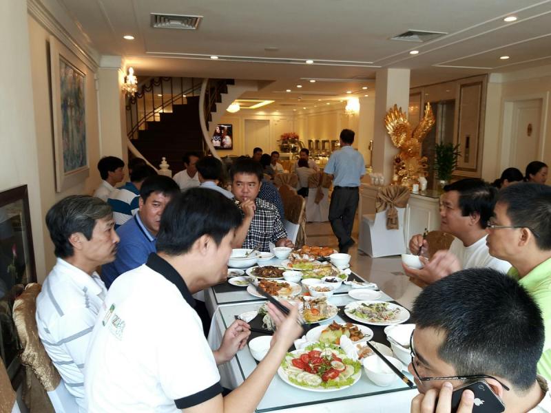 New Era Hotel & Villa