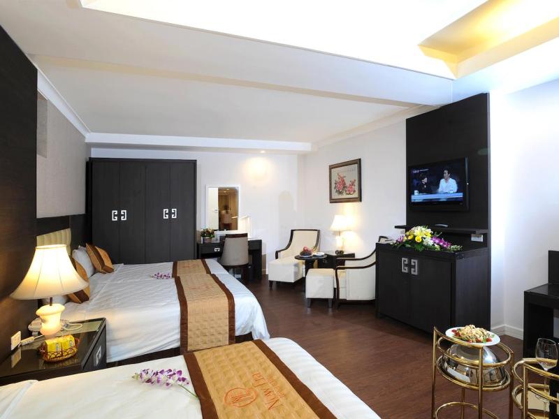 New Era Hotel & Villa