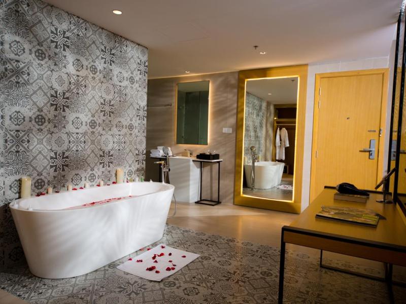 Quinter Central Nha Trang