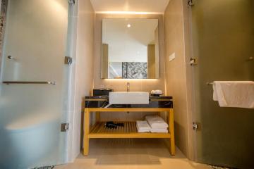 Отель Quinter Central Nha Trang Вьетнам, Нячанг, фото 8