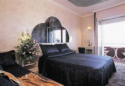 Des Nations (Риччоне, Каттолика и Мариттима)