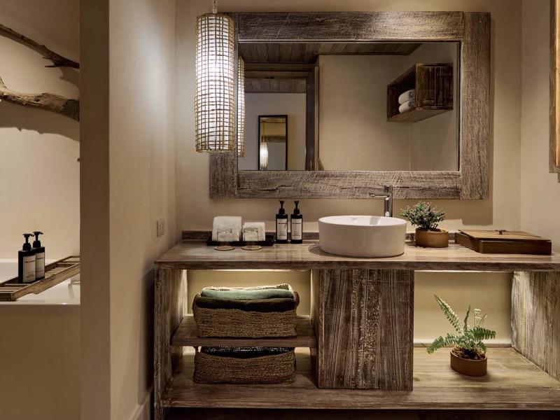 Dinso Resort & Villas Phuket Vignette Collection