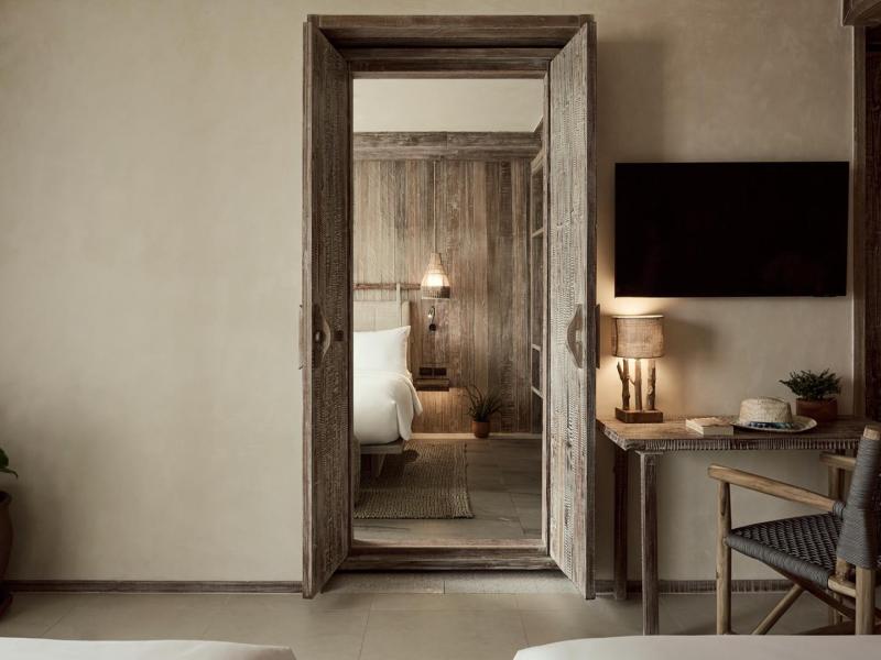 Dinso Resort & Villas Phuket Vignette Collection