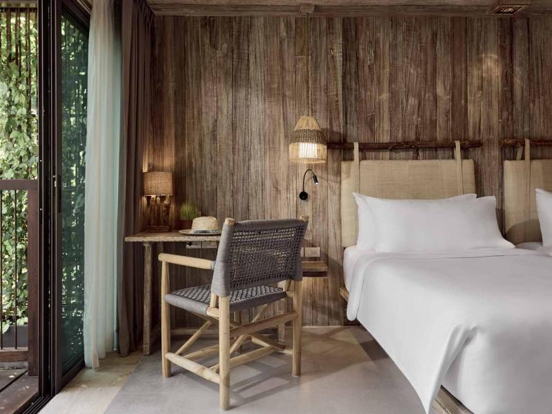 Dinso Resort & Villas Phuket Vignette Collection