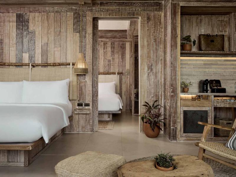 Dinso Resort & Villas Phuket Vignette Collection