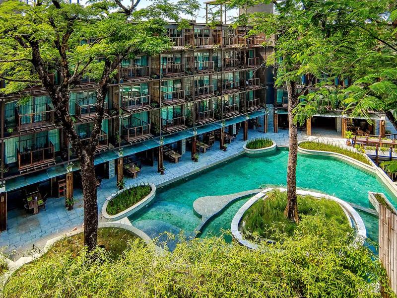 Dinso Resort & Villas Phuket Vignette Collection